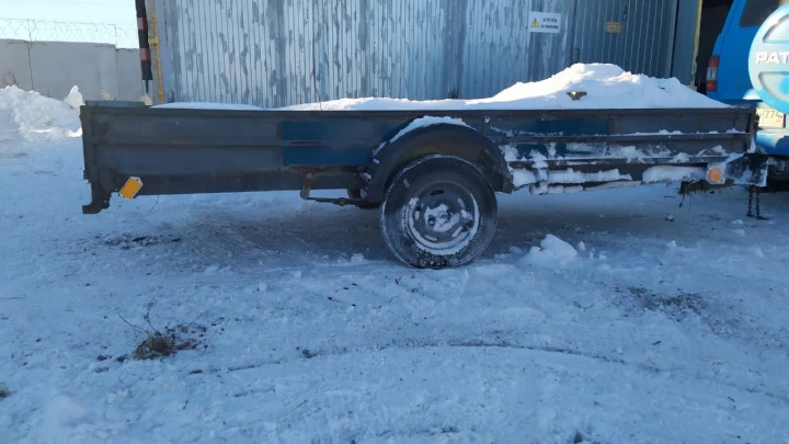 Грузовой прицеп